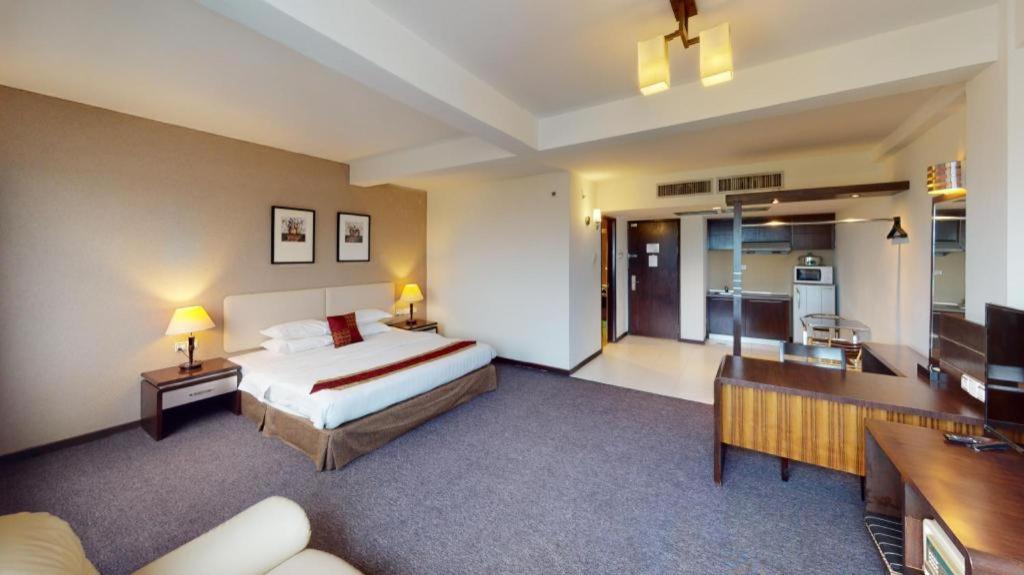 Ritz Garden Hotel Ипох Экстерьер фото